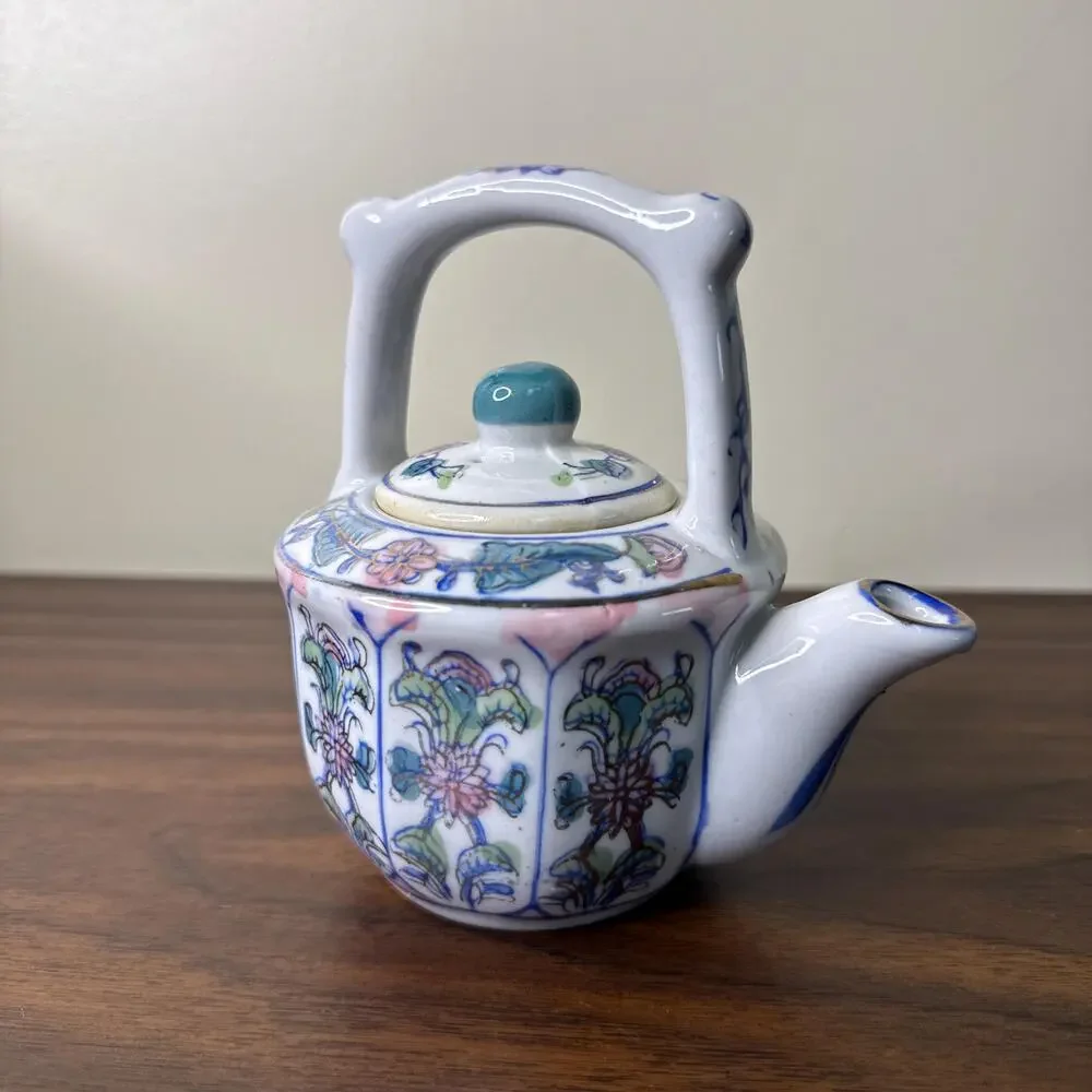 Vintage Chinese Teapot Floral Design